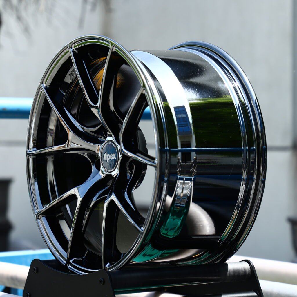 APEX VS 5RS Chrome Black 10-Spoke Y-Design Forged Wheels – BMW M3 CS Handschalter Fitment (19-21in, 5x112) view 3