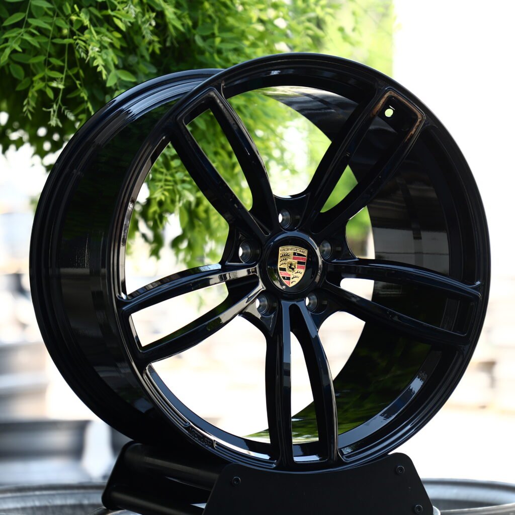 Gloss Black 5-Spoke Forged Wheels – Porsche 911 Turbo S Fitment (18-20in, 5x130) view 2