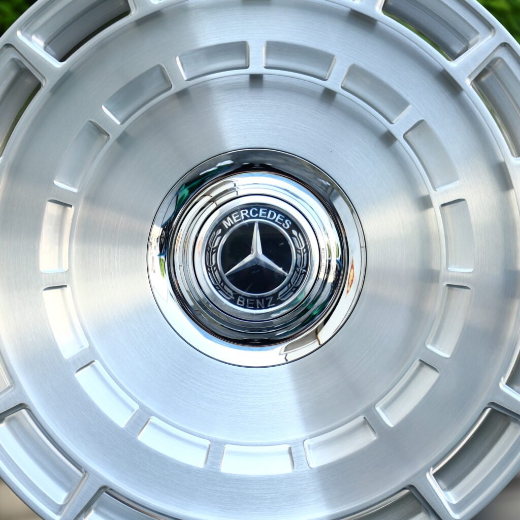 Brushed Silver Mesh Multi-Spoke Forged Wheels – Mercedes-Benz S-Class Maybach Fitment (19-22in, 5x112) view 4