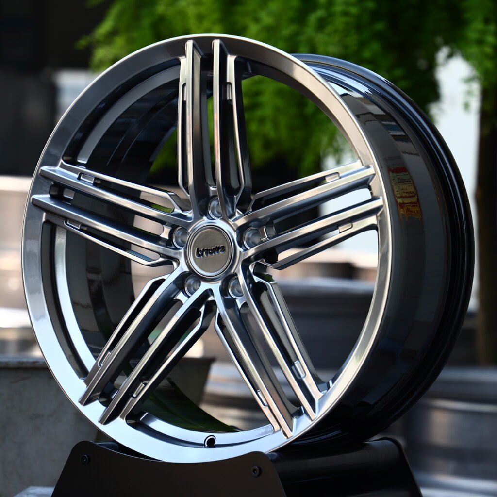 Metallic Gray 5-Spoke Y-Design Forged Wheels – Audi RS5 Sedan Fitment (19-22in, 5x112) view 2