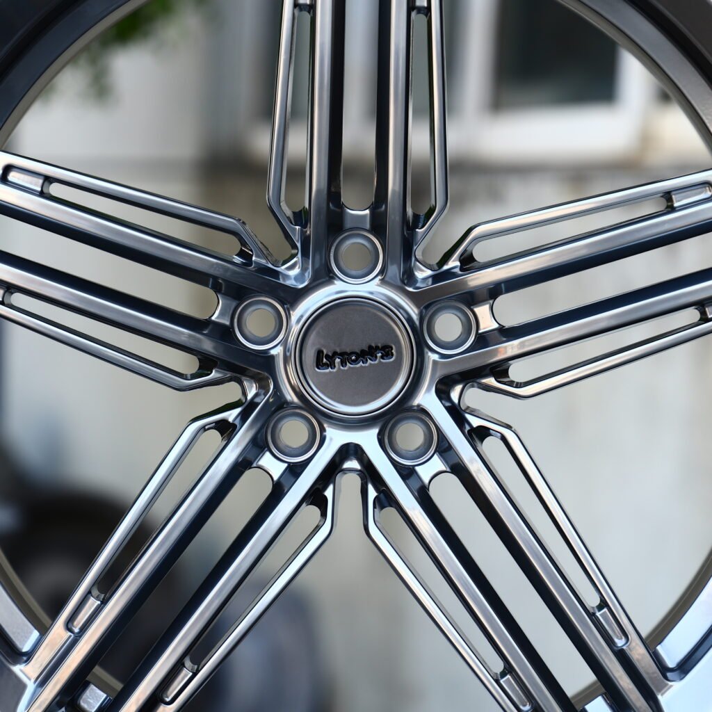 Metallic Gray 5-Spoke Y-Design Forged Wheels – Audi RS5 Sedan Fitment (19-22in, 5x112) view 4