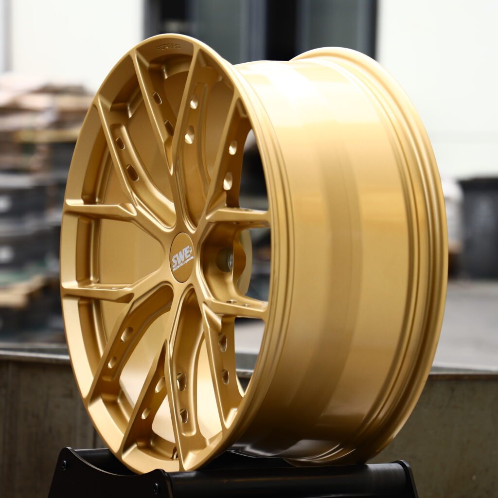 SWE Gold 6-Spoke Y-Design Forged Wheels – Jeep Wrangler Moab 392 Fitment (17-20in, 6x139.7) view 3