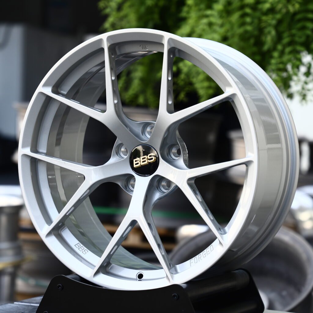 BBS CI R Brushed Silver 5-Spoke Y-Design Forged Wheels – BMW M3 CS Handschalter Fitment (19-21in, 5x112) view 2
