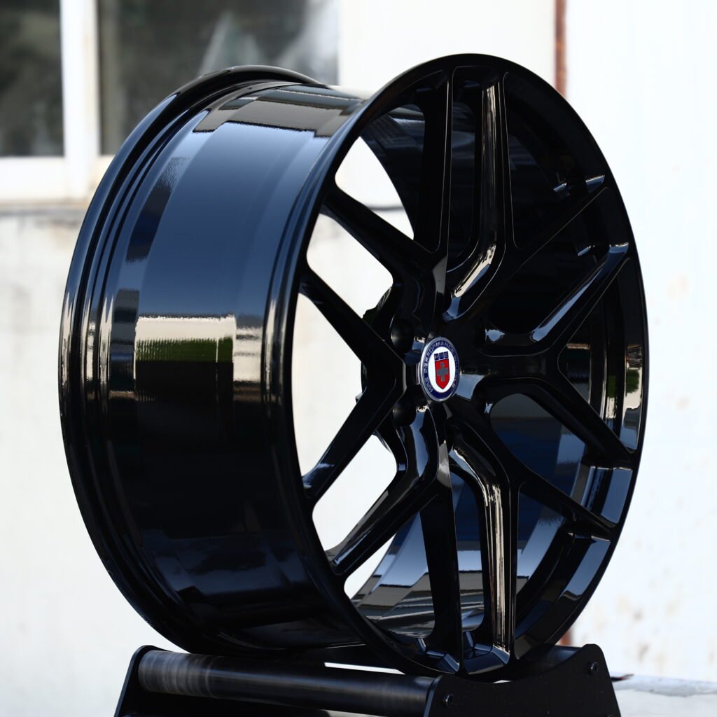 HRE Gloss Black 6-Spoke Y-Design Forged Wheels – Land Rover Defender Octa Black Fitment (20-24in, 5x120) view 3