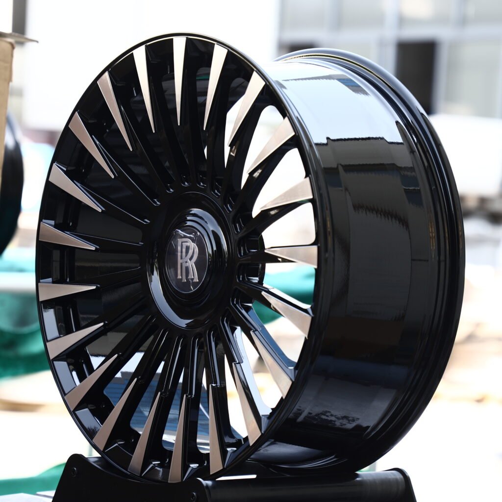 Rolls Royce Machined Face 20-Spoke Forged Wheels – Mansory Rolls Royce Conquistador (Phantom) Fitment (21-24in, 5x120) view 3