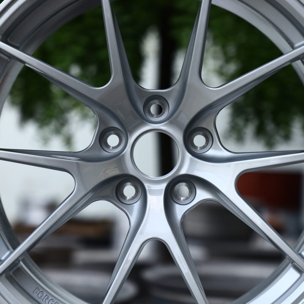 APEX VS 5RS High-Gloss Silver 5-Spoke Y-Design Forged Wheels – BMW M3 CS Handschalter Fitment (19-21in, 5x112) view 4