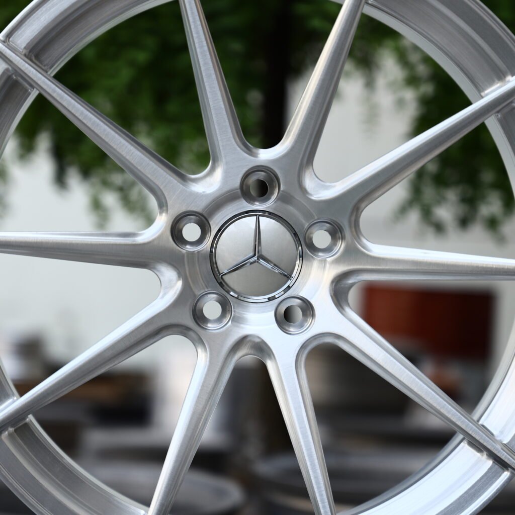 Brushed Silver 5-Spoke Y-Design Forged Wheels – Mercedes-Benz S-Class Maybach Fitment (19-22in, 5x112) view 4