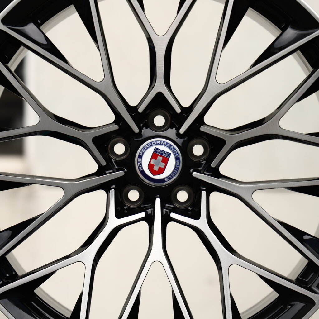 HRE P200 Gloss Black Mesh Multi-Spoke Forged Wheels – BMW M3 CS Handschalter Fitment (19-24in, 5x112) view 4