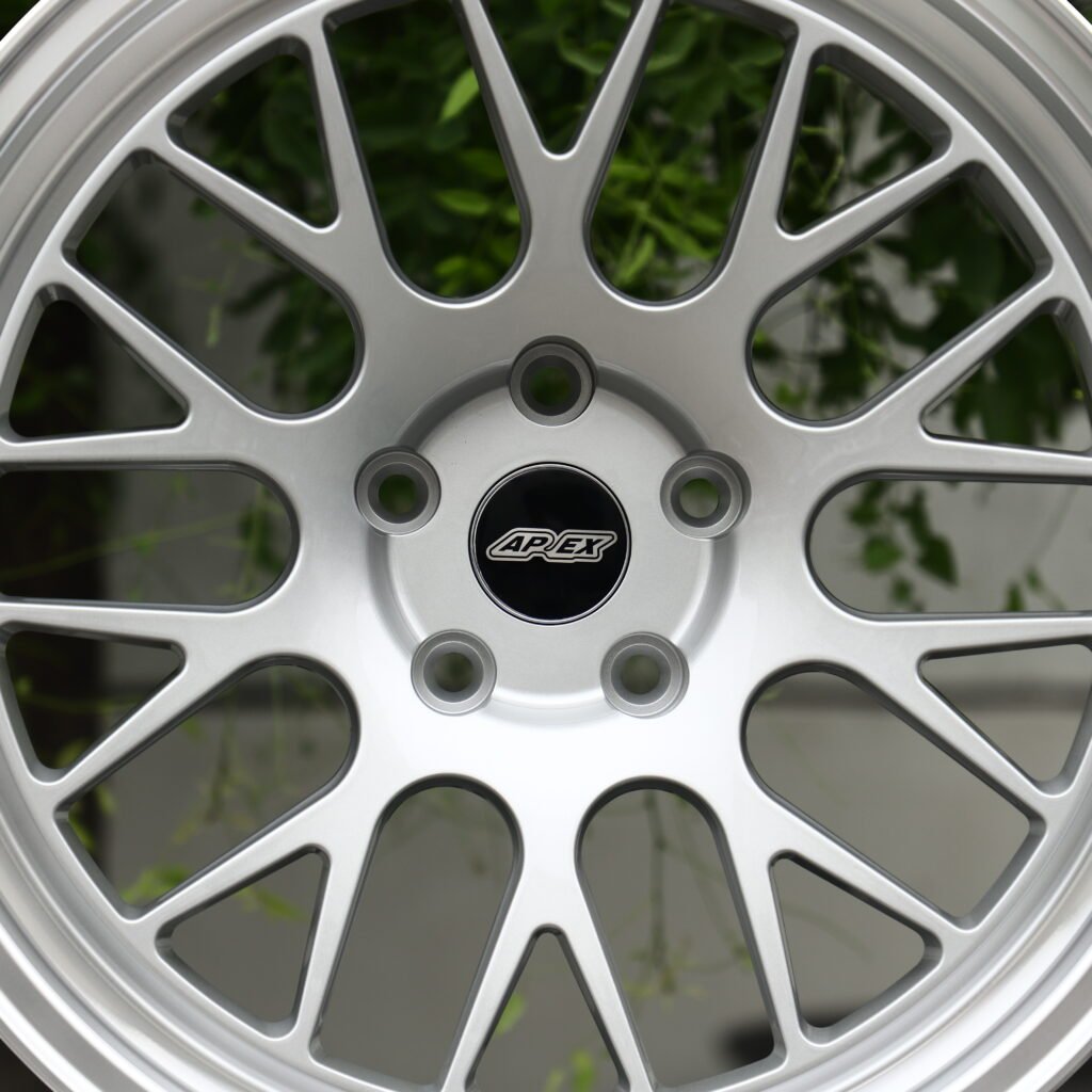 APEX Brushed Silver Polished Lip 15-Spoke Forged Wheels – BMW M3 CS Handschalter Fitment (19-21in, 5x112) view 4