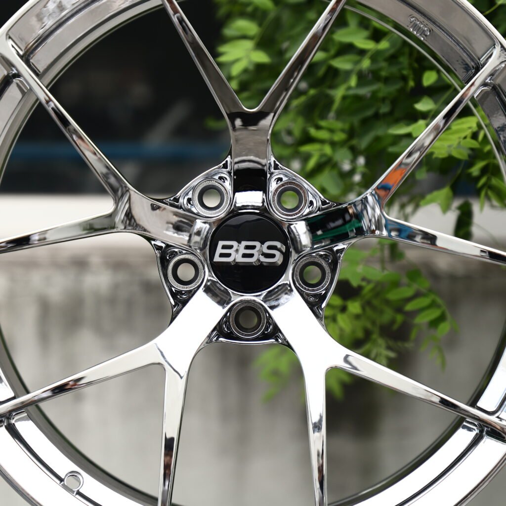 BBS RI D Chrome Silver 5-Spoke Y-Design Forged Wheels – BMW M3 CS Handschalter Fitment (19-21in, 5x112) view 4