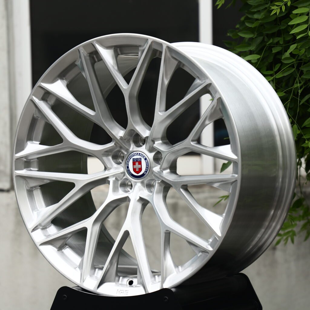 HRE P200 Brushed Silver Mesh Multi-Spoke Forged Wheels – BMW M3 CS Handschalter Fitment (19-22in, 5x112) view 2