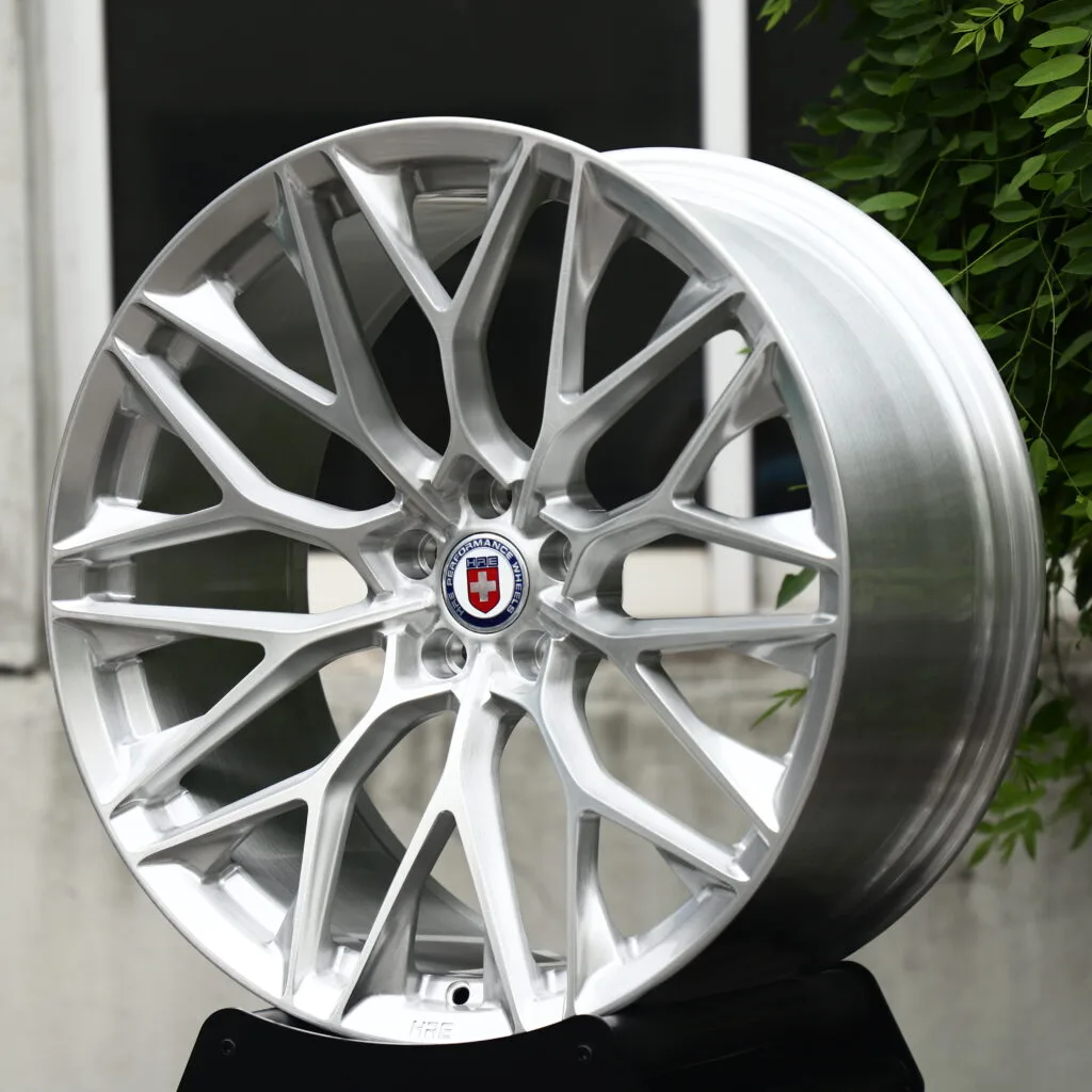 HRE P200 Brushed Silver Mesh Multi-Spoke Forged Wheels – BMW M3 CS Handschalter Fitment (19-22in, 5x112) view 2