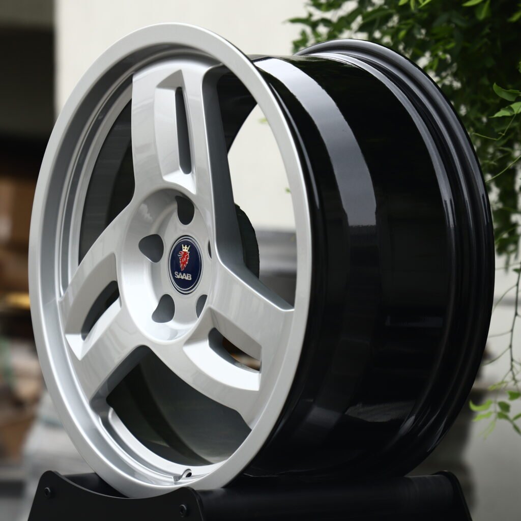 SAAB High-Gloss White Polished Lip 3-Spoke Forged Wheels – Saab 9-5 SportWagon Fitment (19-22in, 5x120) view 3