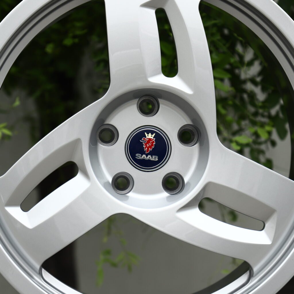SAAB High-Gloss White Polished Lip 3-Spoke Forged Wheels – Saab 9-5 SportWagon Fitment (19-22in, 5x120) view 4