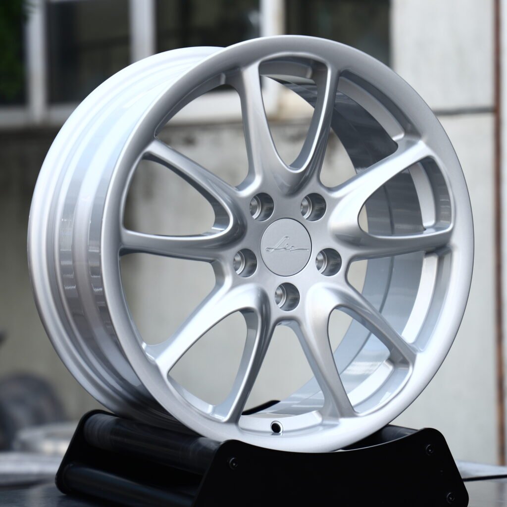 LEE Brushed Silver 5-Spoke Forged Wheels – Porsche 911 Turbo S Fitment (19-21in, 5x112) view 2