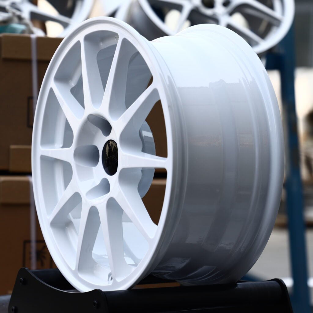 APEX Gloss White Mesh Multi-Spoke Forged Wheels – BMW M3 CS Handschalter Fitment (19-21in, 5x112) view 3