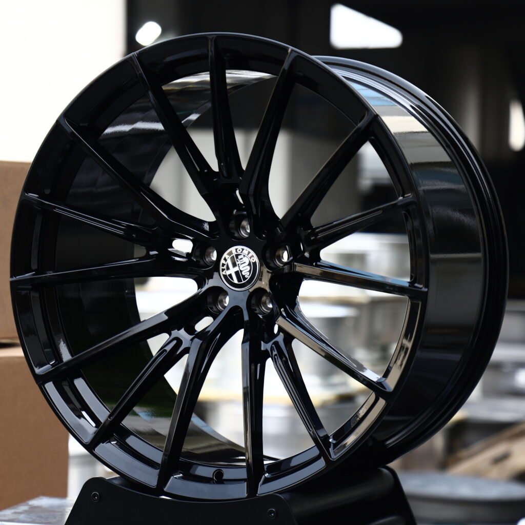 Alfa Romeo Gloss Black 15-Spoke Forged Wheels – Alfa Romeo Giulia Quadrifoglio Luna Rossa Fitment (19-22in, 5x110) view 2