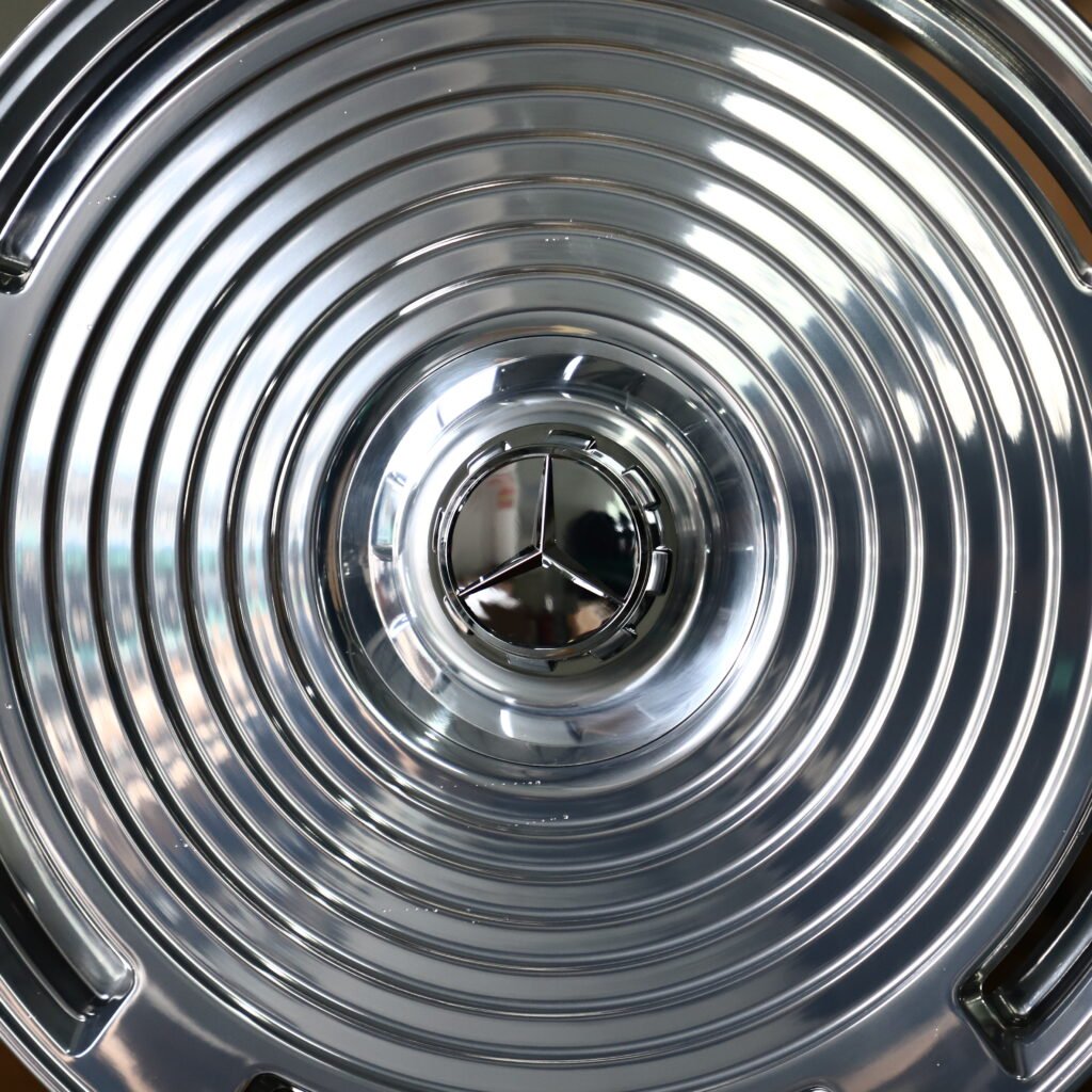 Full Polished Chrome Silver Mesh Multi-Spoke Forged Wheels – Mercedes-Benz S-Class Maybach Fitment (19-22in, 5x112) view 4