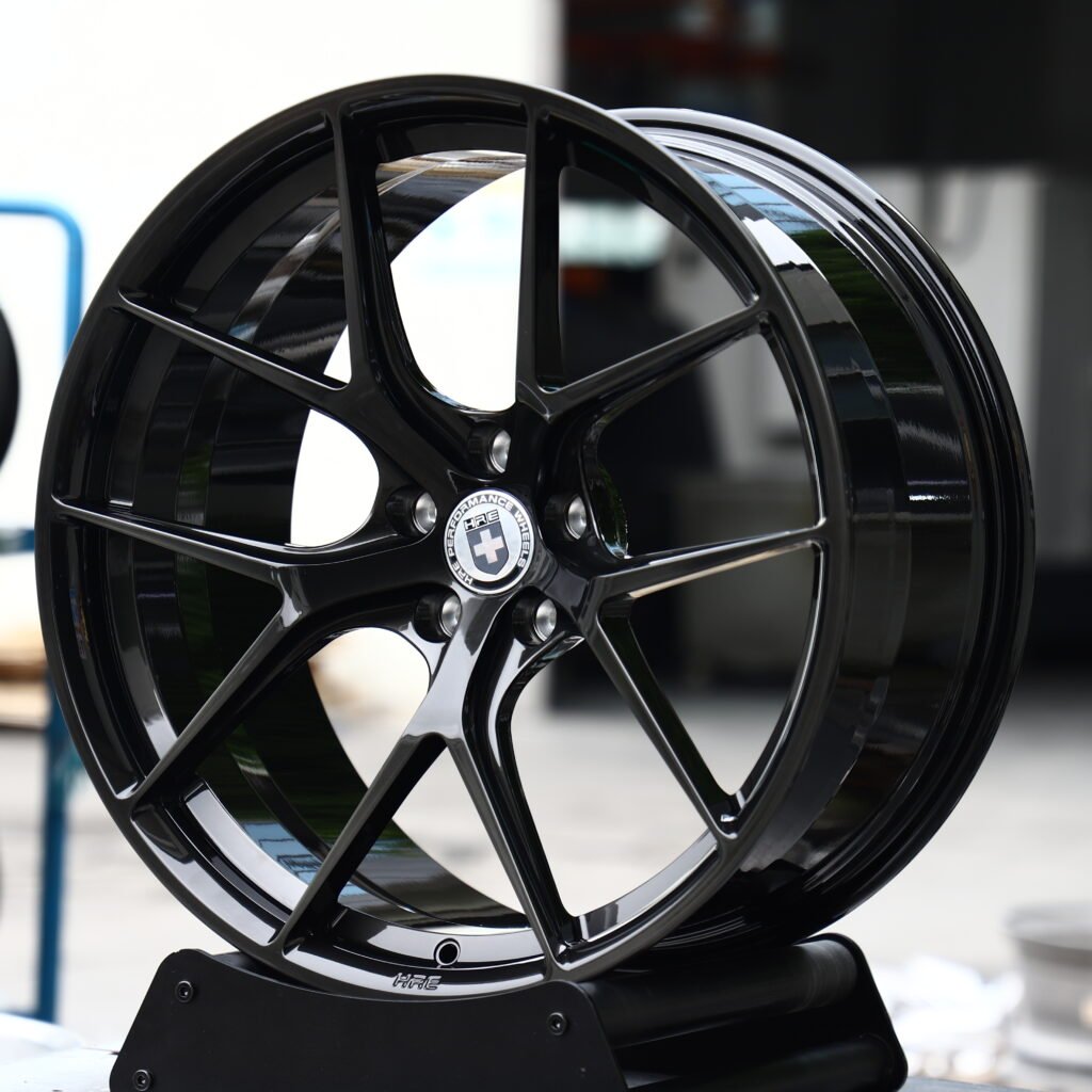 HRE Gloss Black 5-Spoke Y-Design Forged Wheels – BMW M3 CS Handschalter Fitment (19-21in, 5x112) view 2