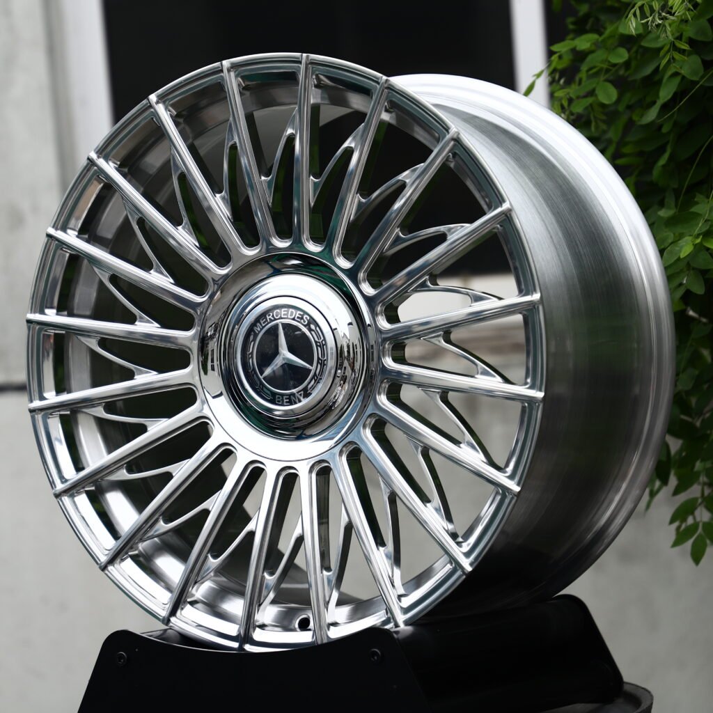 VOSSEN S17 Full Polished Chrome Silver 15-Spoke Forged Wheels – Mercedes-Benz S-Class Maybach Fitment (19-22in, 5x112) view 2