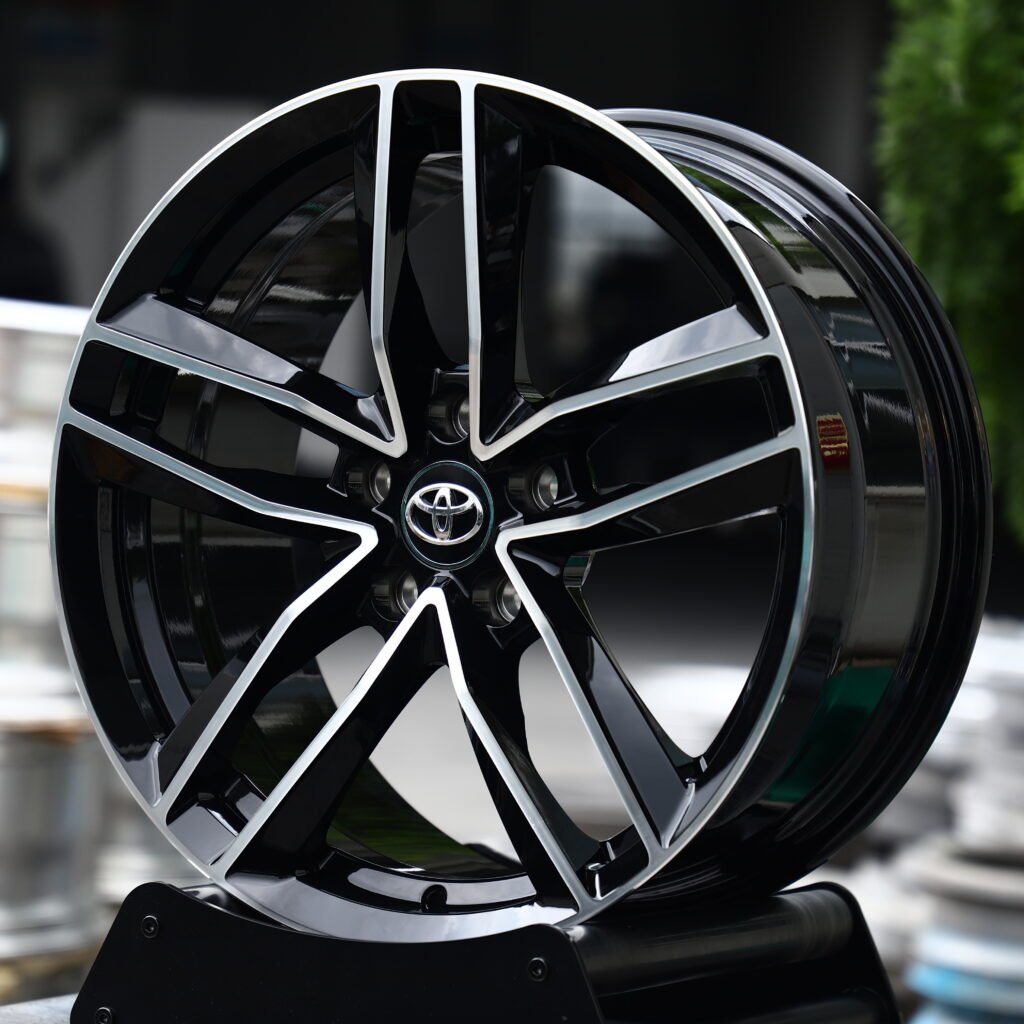 Toyota Machined Face 10-Spoke Y-Design Forged Wheels – Toyota Crown Estate [JP] Fitment (18-22in, 5x114.3) view 2