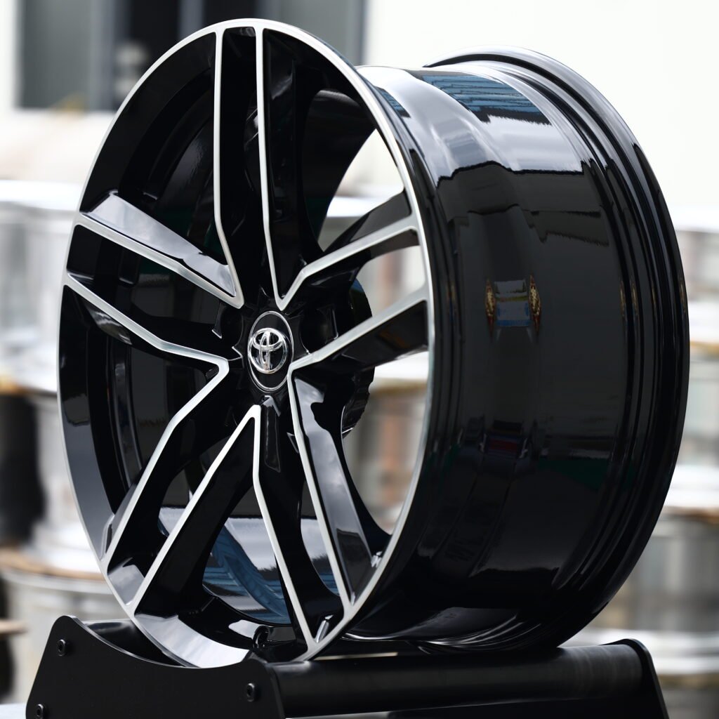 Toyota Machined Face 10-Spoke Y-Design Forged Wheels – Toyota Crown Estate [JP] Fitment (18-22in, 5x114.3) view 3