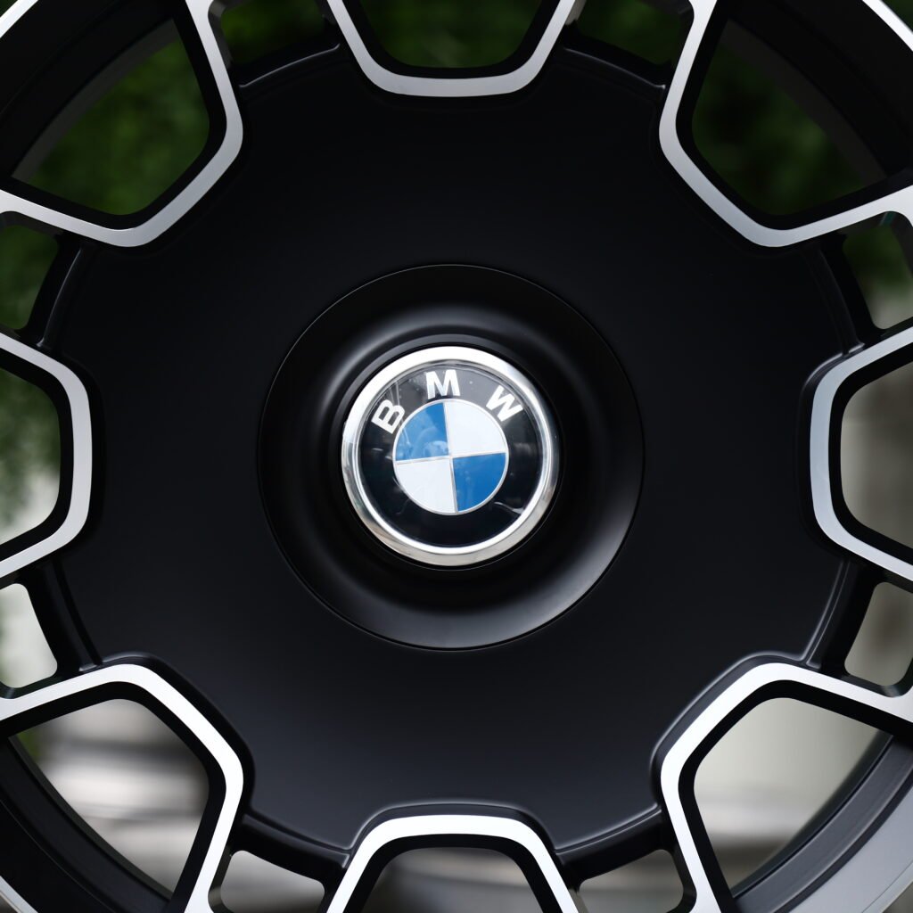 BMW Style 412M Machined Face Mesh Multi-Spoke Forged Wheels – BMW i7 Fitment (20-23in, 5x112) view 4