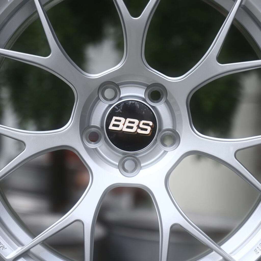 BBS High-Gloss Silver 10-Spoke Y-Design Forged Wheels – BMW M3 CS Handschalter Fitment (19-21in, 5x112) view 4
