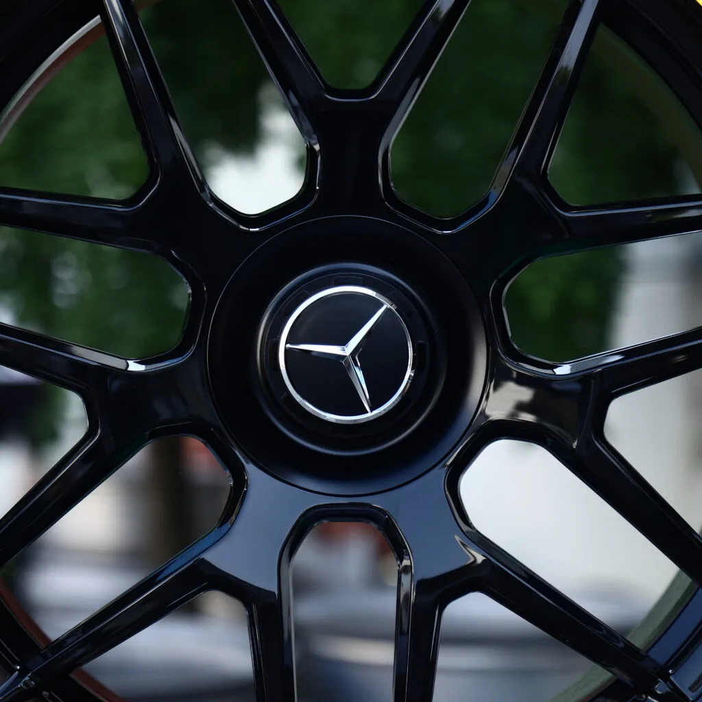 Gloss Black with Yellow Rim Accent 5-Spoke Y-Design Forged Wheels – Mercedes-Benz S-Class Maybach Fitment (19-22in, 5x112) view 4