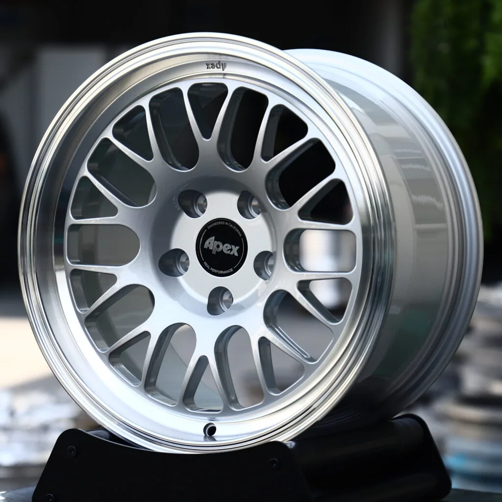 APEX Brushed Silver Polished Lip Mesh Multi-Spoke Forged Wheels – BMW M3 CS Handschalter Fitment (19-21in, 5x112) view 2