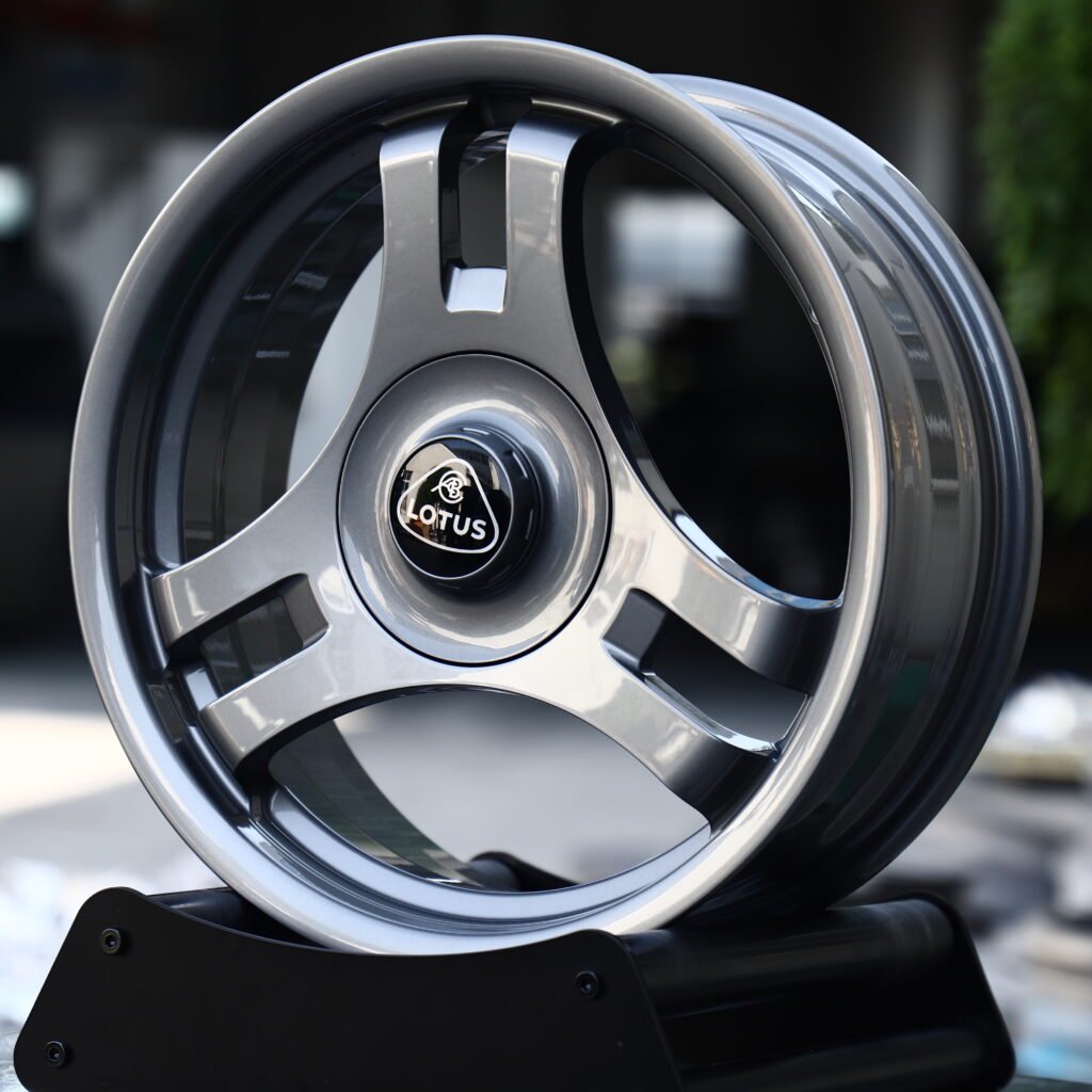 Lotus Brushed Gunmetal 3-Spoke Mesh Forged Wheels – Lotus Emira 420 Sport Fitment (20-22in, 5x114.3) view 2