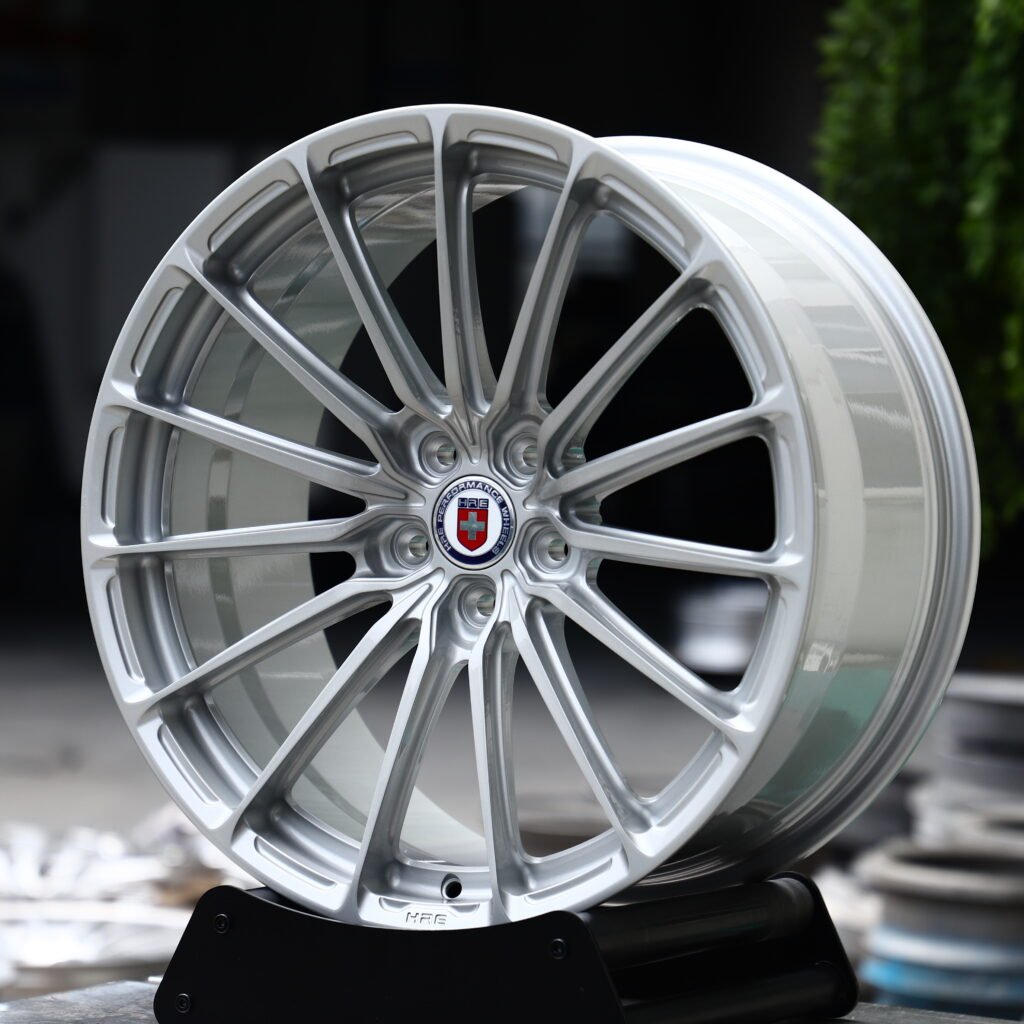 HRE Brushed Silver 15-Spoke Forged Wheels – Mercedes-Benz S-Class Maybach Fitment (19-22in, 5x112) view 2