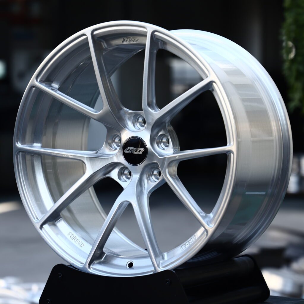 APEX VS 5RS Full Polished Brushed Silver 10-Spoke Y-Design Forged Wheels – BMW M3 CS Handschalter Fitment (19-21in, 5x112) view 2
