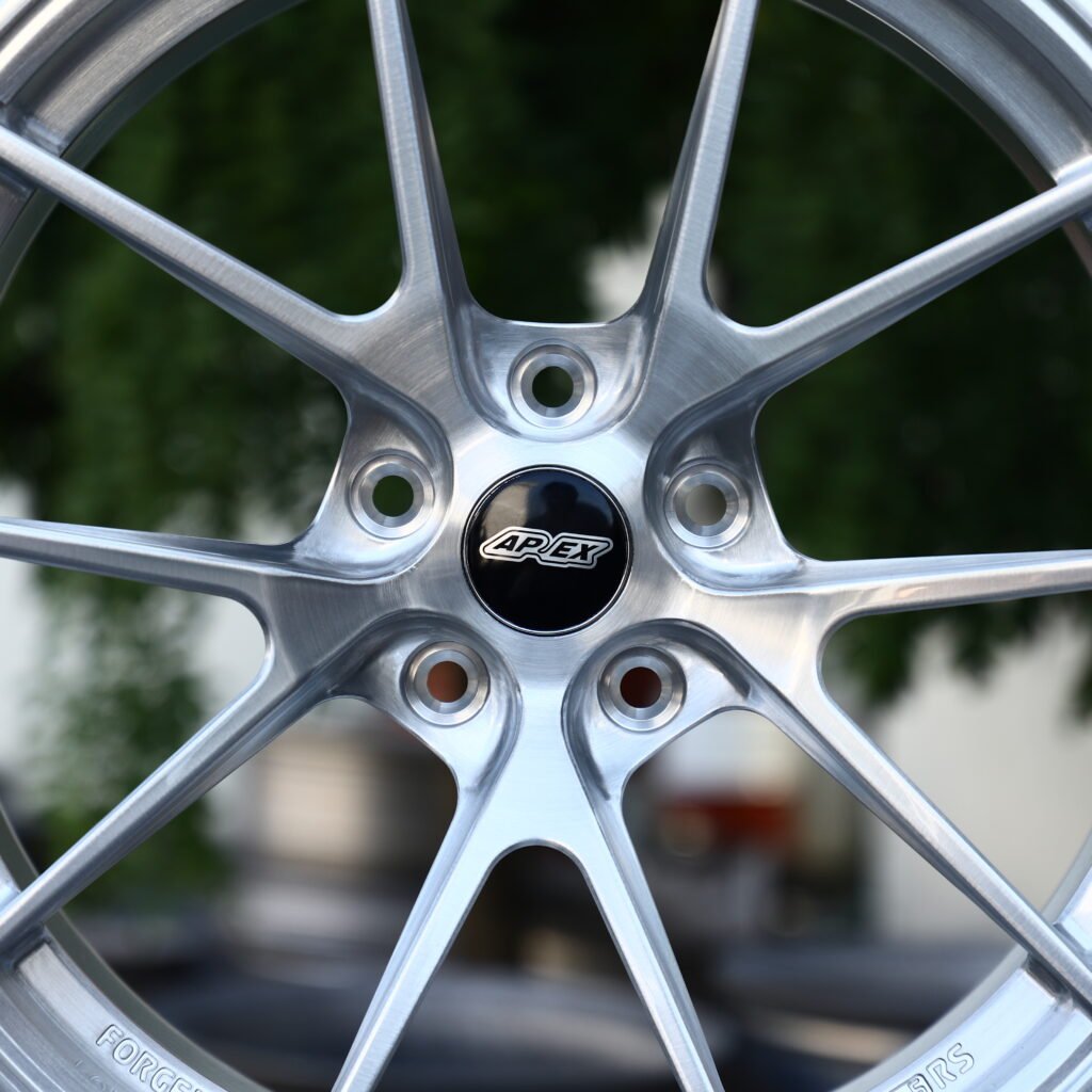 APEX VS 5RS Full Polished Brushed Silver 10-Spoke Y-Design Forged Wheels – BMW M3 CS Handschalter Fitment (19-21in, 5x112) view 4
