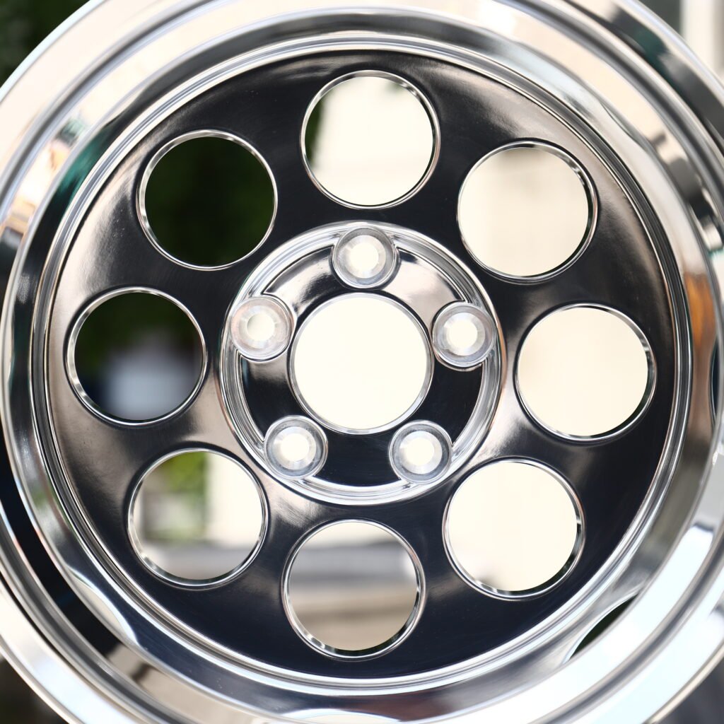 Polished Deep-Dish Smoothie Forged Wheels – Ram 2500 Heavy Duty Fitment (20in, 8x165.1) view 3