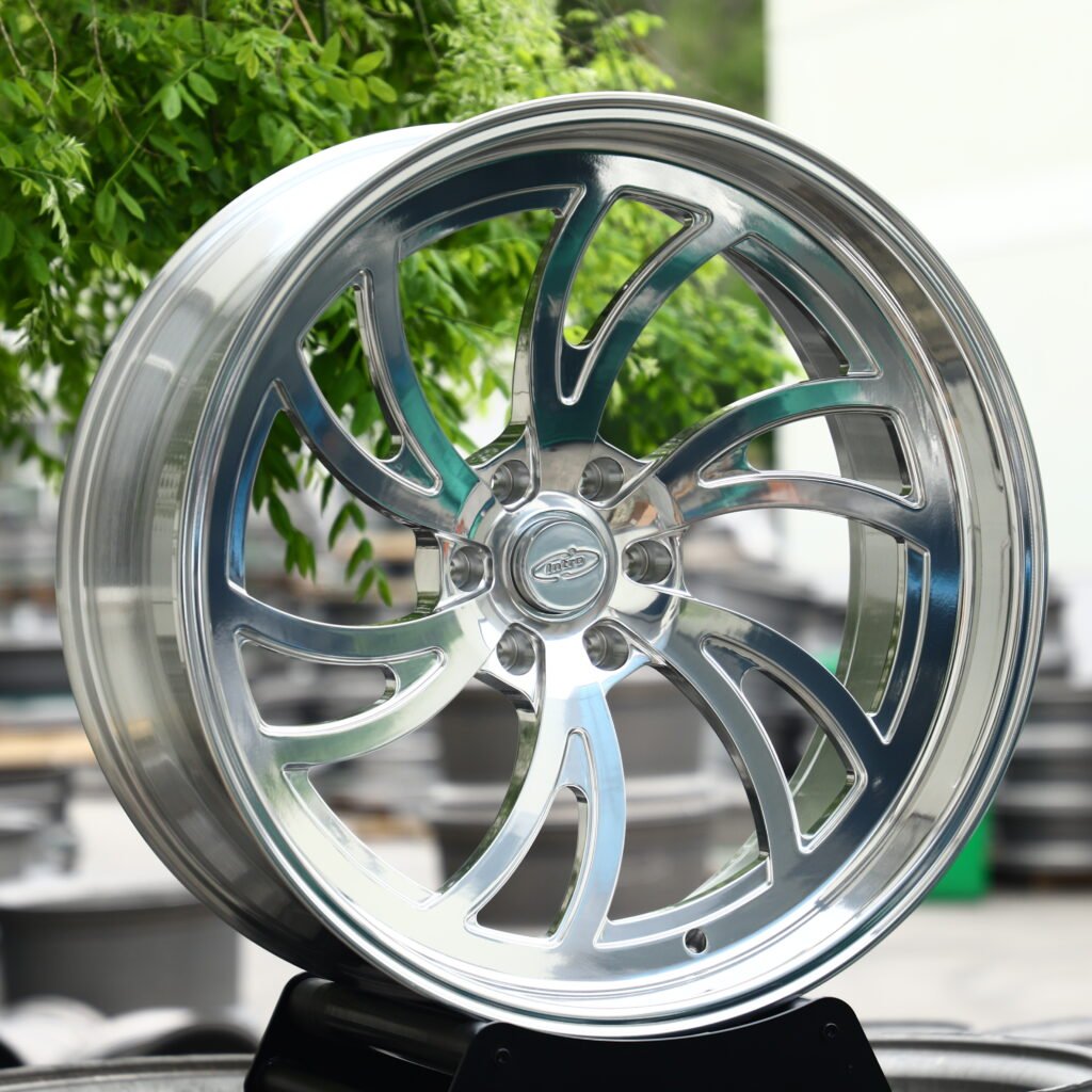 Intro Wheels Polished Multi-Spoke Deep-Lip Wheels – GMC Sierra 2500HD Fitment (20-22in, 8x180) view 2
