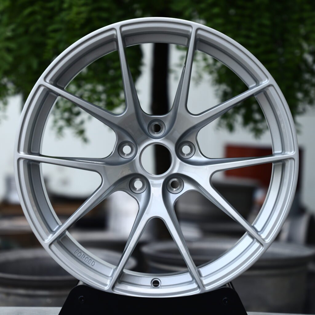 APEX VS 5RS High-Gloss Silver 5-Spoke Y-Design Forged Wheels – BMW M3 CS Handschalter Fitment (19-21in, 5×112) Реплика кованых дисков