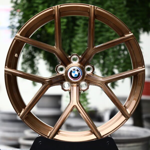 BMW M340i xDrive Sedan wheels – Clear Copper Tint 5-Spoke Y-Design (BMW Style 437M), front view