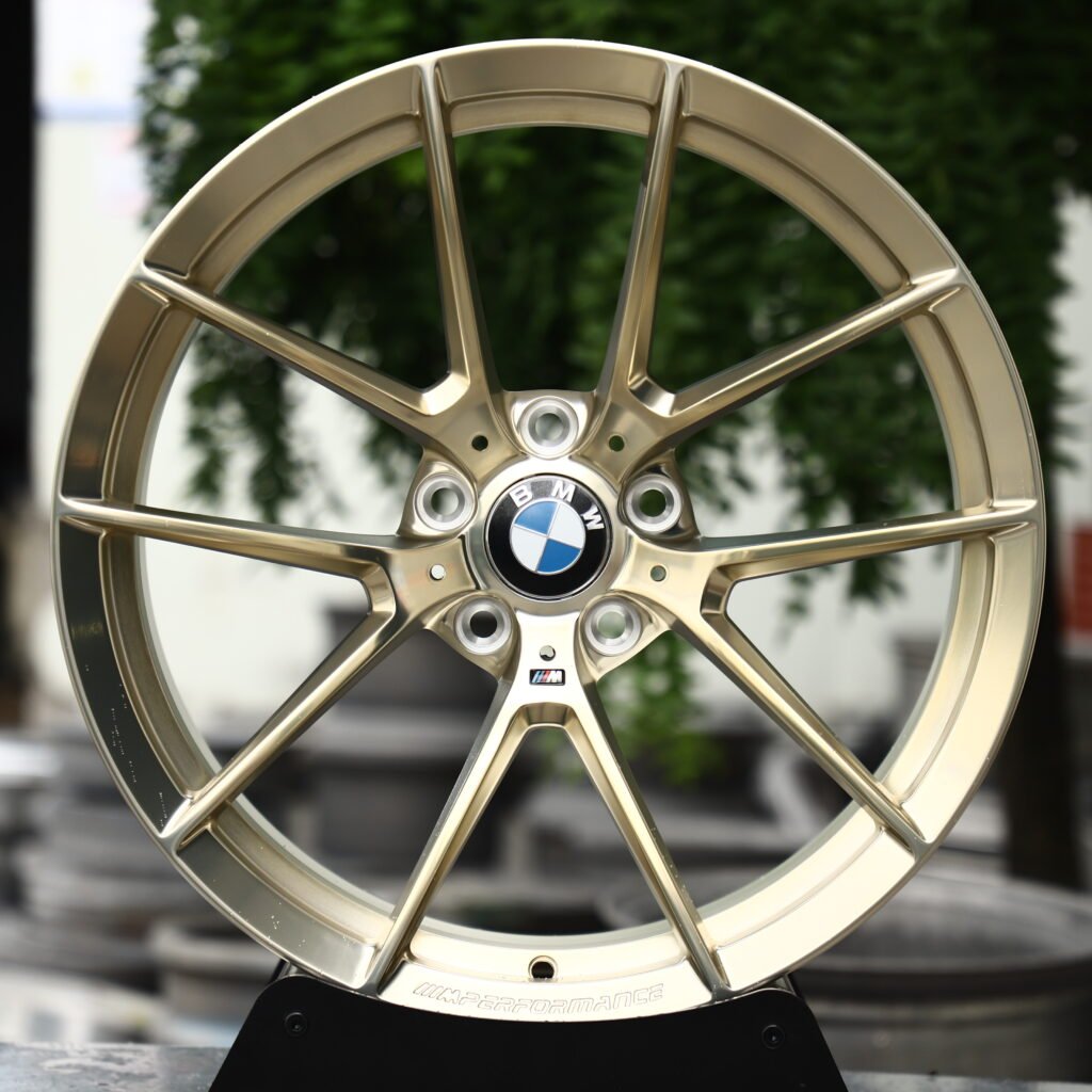 BMW Style 763M Frozen Gold Polish 5-Spoke Y-Design Forged Wheels – BMW M340i xDrive Sedan Fitment (19-20in, 5×112) Реплика кованых дисков