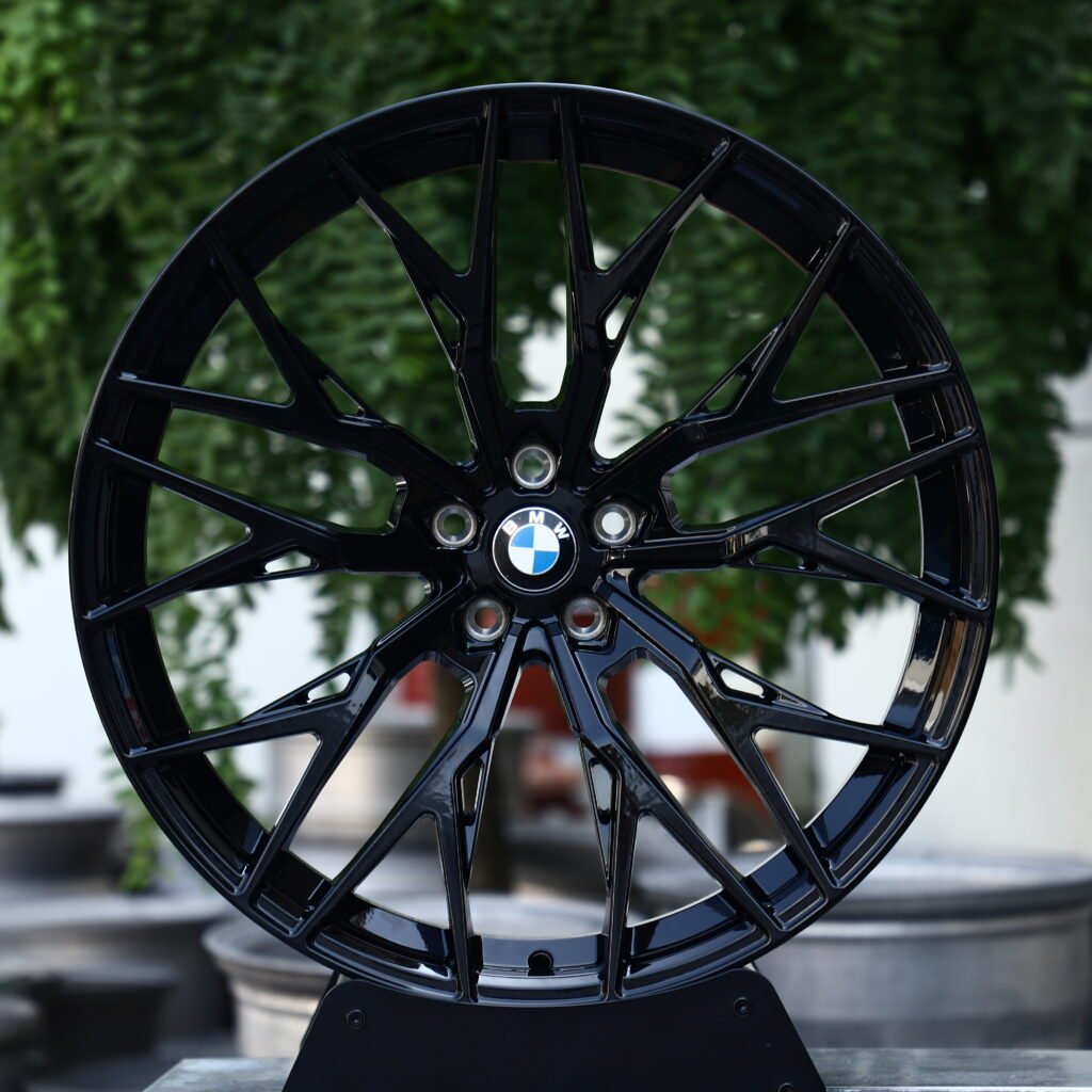 BMW Style 822M Gloss Black Mesh Multi-Spoke Forged Wheels – BMW M3 CS Handschalter Fitment (19-21in, 5×112) Replica forged wheel