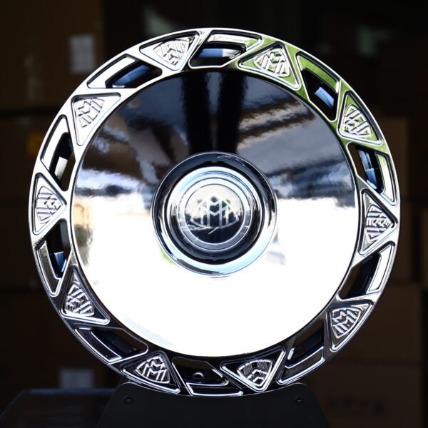 Mercedes-Benz S-Class Maybach wheels – Chrome Slotted Dish, front view