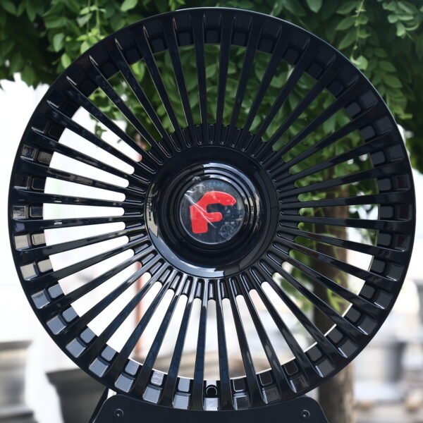 Cadillac Escalade IQL wheels – FIORANO Gloss Black Fine Multi-Spoke (Forgiato-Style), front view