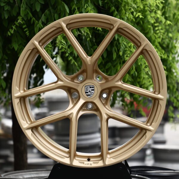 Porsche 911 Turbo S wheels – Bronze Gold 10-Spoke Y-Design (Porsche OEM-Style), front view