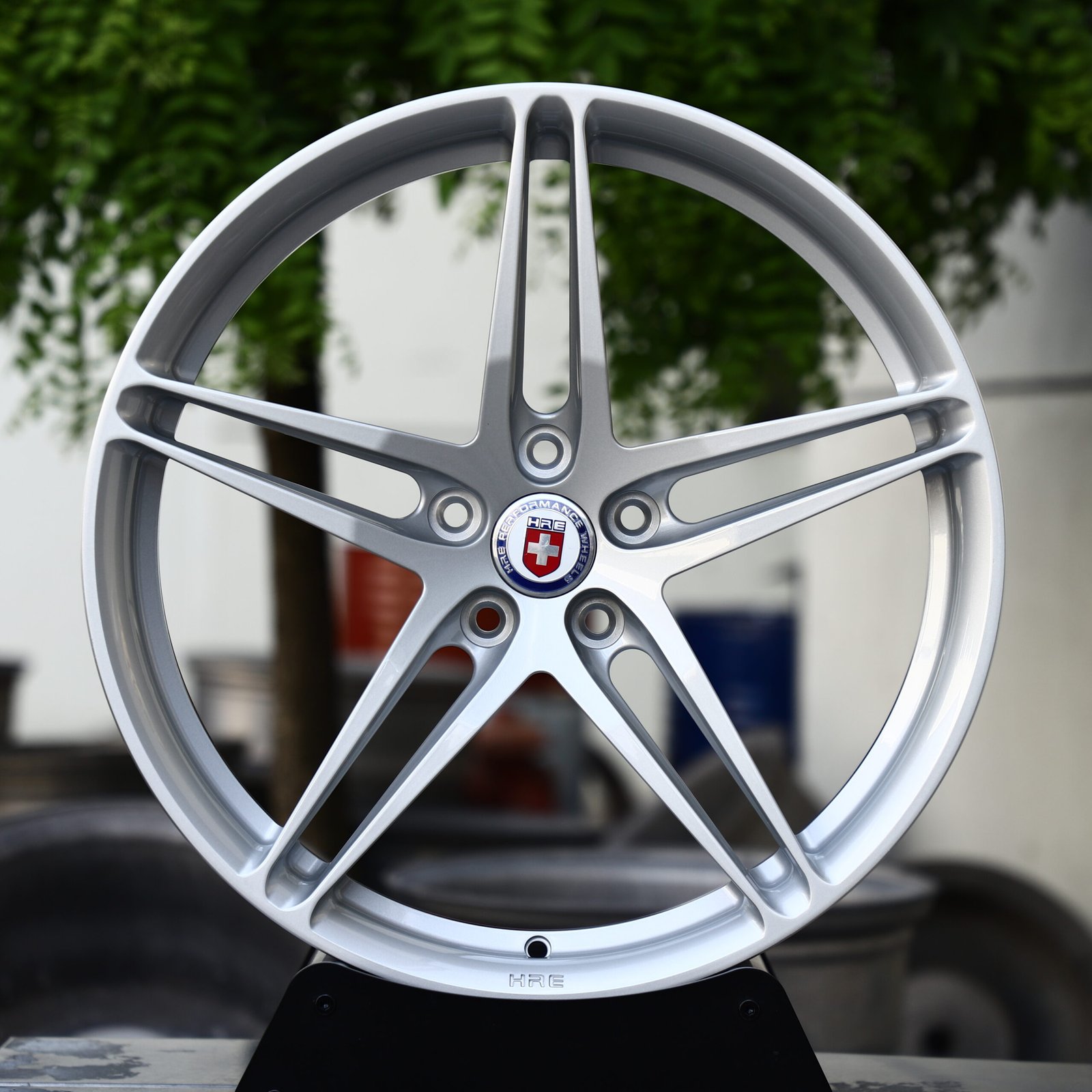 HRE R101-Style Brushed Silver 5-Spoke Forged Wheels – BMW M3 CS Handschalter, front view