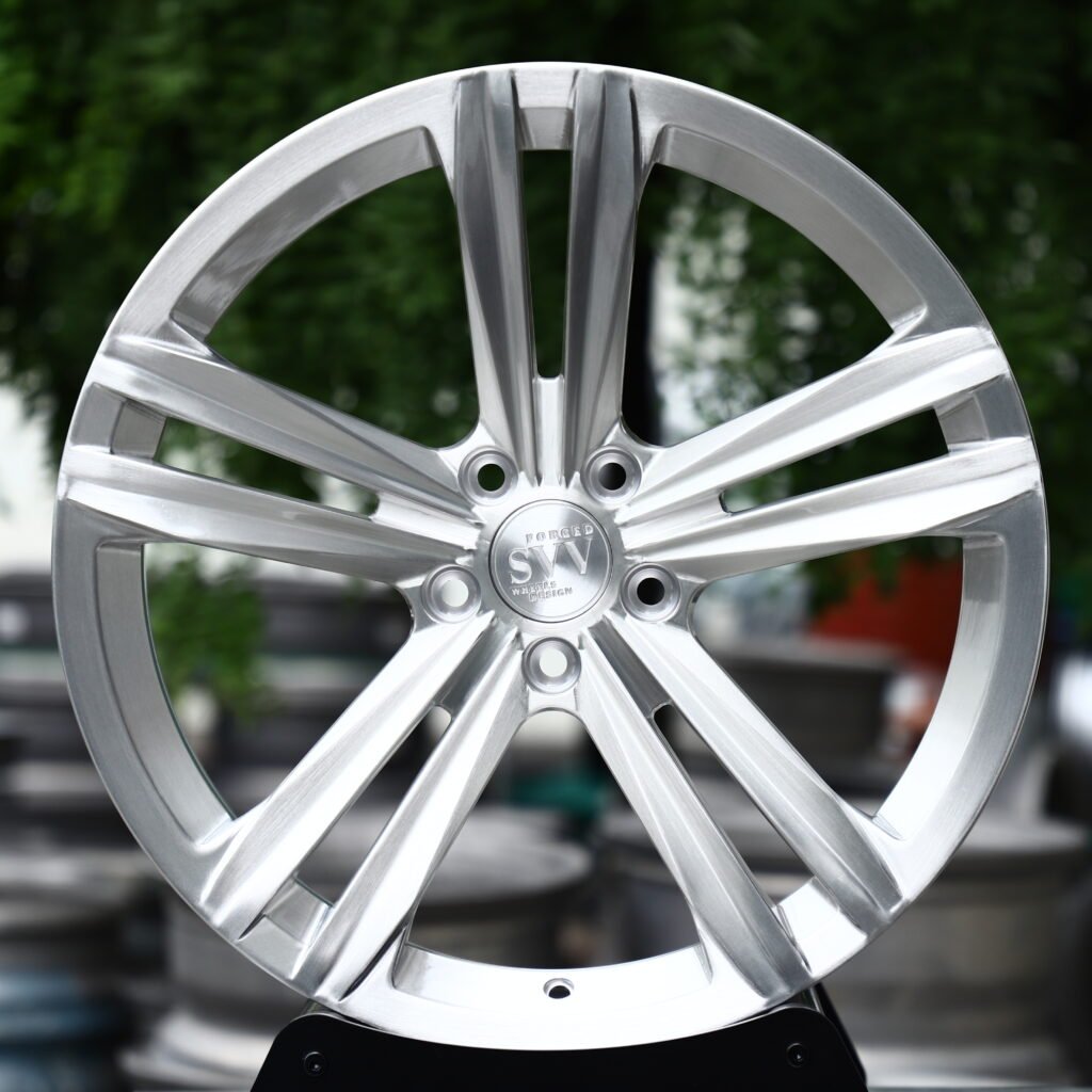 SVV Brushed Silver 10-Spoke Y-Design Forged Wheels – BMW M3 CS Handschalter Fitment (19-21in, 5×112) Монолитные кованые диски (Monoblock)