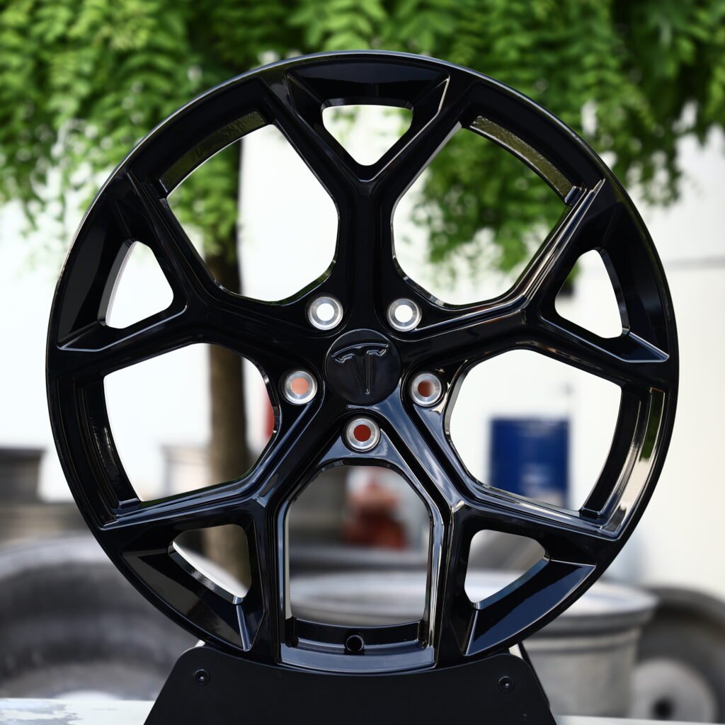 Tesla Gloss Black 5-Spoke Y-Design Forged Wheels – Tesla Model Y Performance Fitment (19-21in, 5×114.3) Монолитные кованые диски (Monoblock)