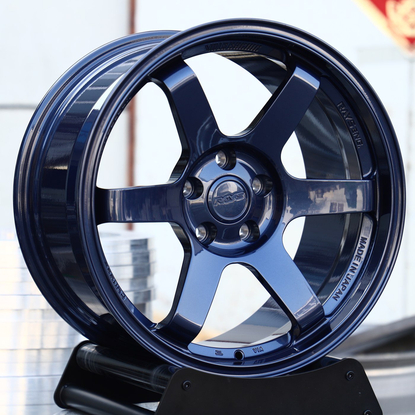 Real ANKUSI lightweight forged wheel, gold finish 5-spoke racing design, factory-direct product photo