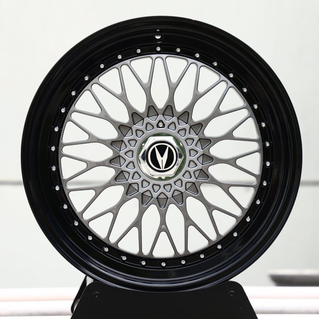 VOSSEN W2 CS Gunmetal Polished Lip Mesh Multi-Spoke Forged Wheels – Mercedes-Benz S-Class Maybach Fitment (19-22in, 5×112) Реплика кованых дисков