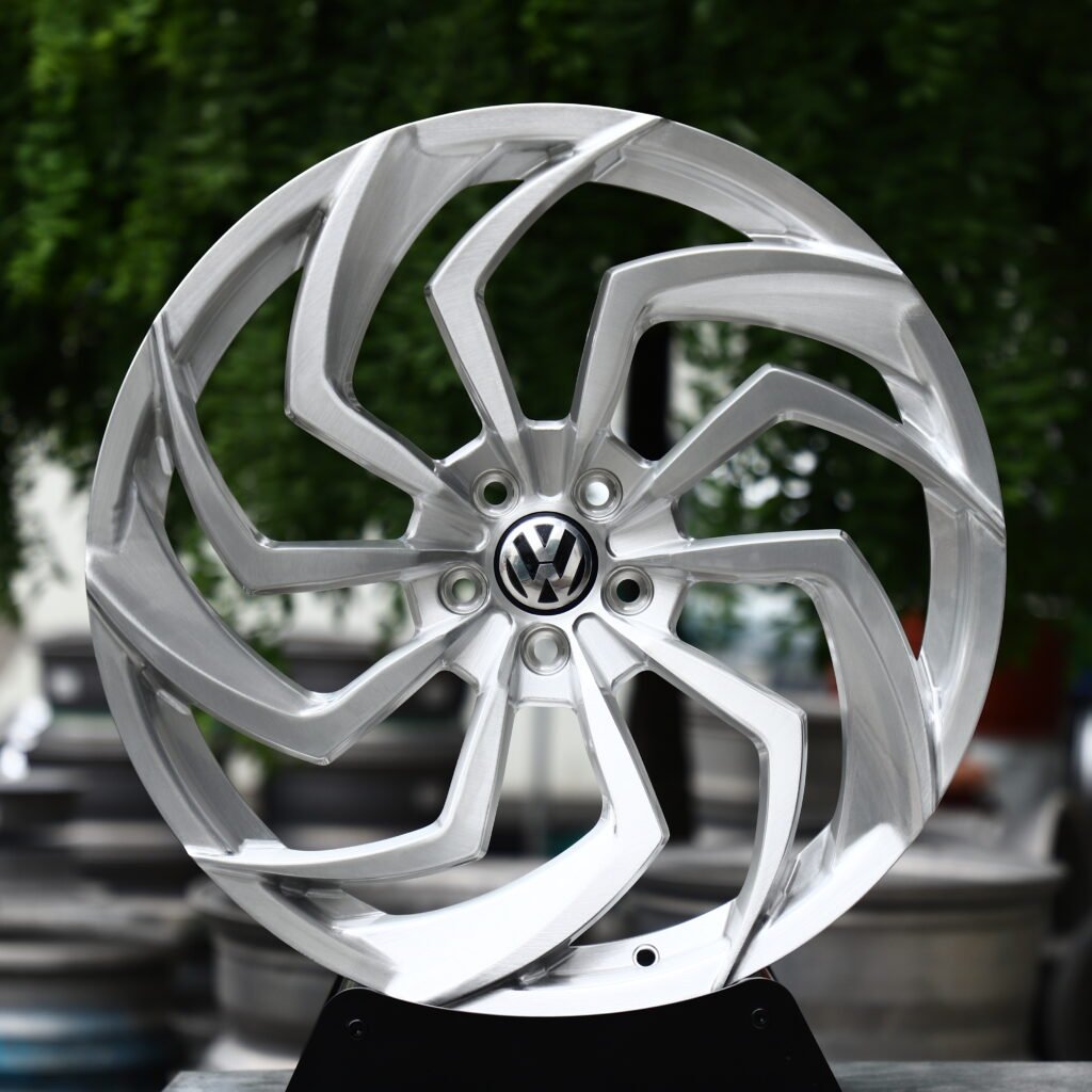 VW Brushed Silver 5-Spoke Forged Wheels – Volkswagen Golf GTI Edition 50 Fitment (19-20in, 5×112) Racing forged wheel