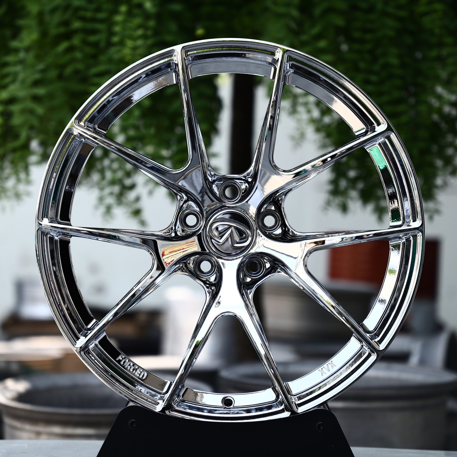 Infiniti OEM-Style Chrome Silver 5-Spoke Y-Design Forged Wheels – Infiniti Q60 Project Black S Concept, front view